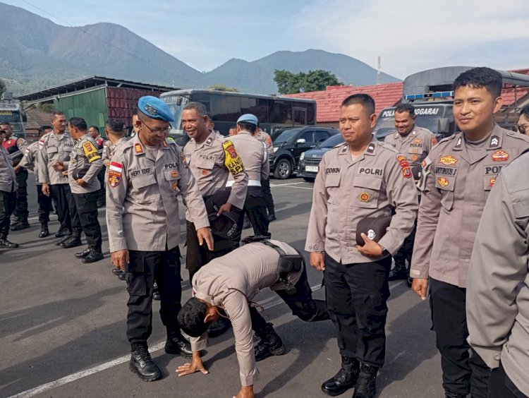 Polres Manggarai Gelar Operasi Penegakan Ketertiban dan Disiplin (Opsgaktibplin), Tindak Personel yang Melanggar Sikap Tampang