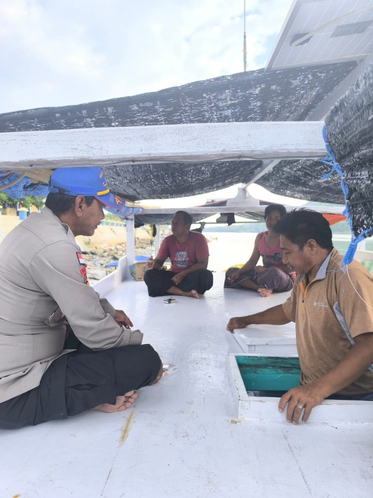 SAMBANG SATPOLAIRUD POLRES MANGGARAI, AJAK NELAYAN PESISIR SUNGAI WAE PESI JAGA KESELAMATAN DAN CEGAH TPPO
