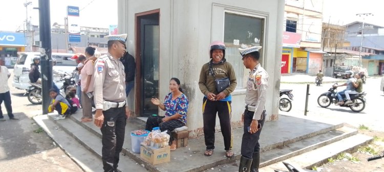 SAT LANTAS POLRES MANGGARAI GELAR PATROLI KRYD, PAM TUR LALIN, DAN HIMBAUAN KAMSELTIBCAR DI KOTA RUTENG