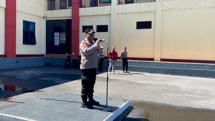 POLRES MANGGARAI GELAR APEL KESIAPAN PENGAMANAN AKSI UNJUK RASA DAMAI KP-GRD DI KANTOR DPRD MANGGARAI