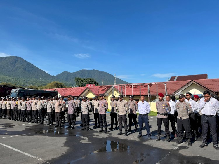 Jam Pimpinan : Kapolres Manggarai Tekankan Disiplin, Empati Sosial, dan Hindari Gaya Hidup Hedonis.