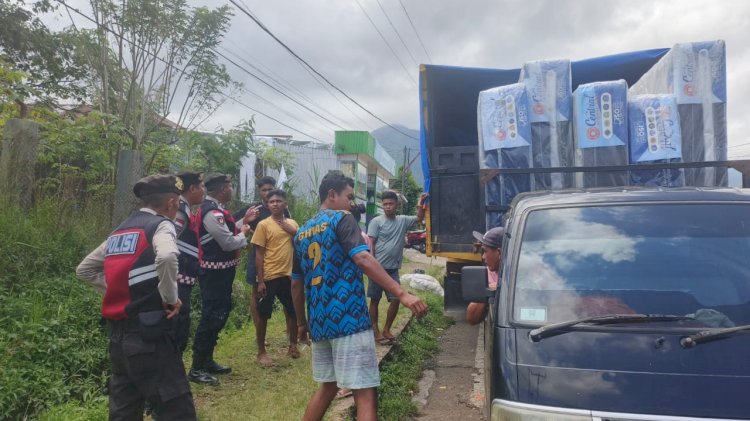 Anggota Samapta Polres Manggarai Laksanakan Patroli Dialogis dan Himbauan Kamtibmas