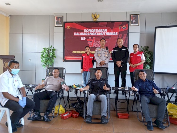 POLRES MANGGARAI GELAR DONOR DARAH DALAM RANGKA HUT HUMAS POLRI KE-74  “Polisi Humanis, Harapan Masyarakat”