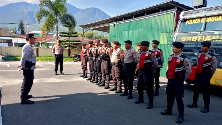 WAKA POLRES MANGGARAI TEGASKAN LARANGAN KONSUMSI MIRAS DAN GAYA HIDUP HEDONIS SAAT APEL FUNGSI SAMAPTA