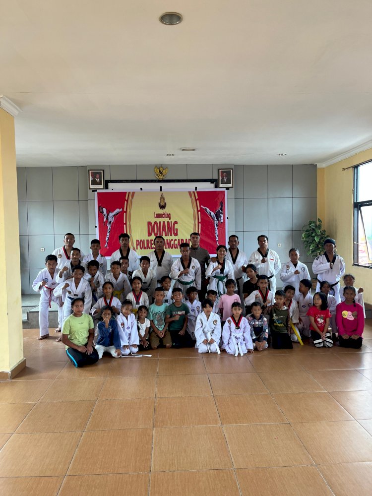 POLRES MANGGARAI LAUNCHING DOJANG TAEKWONDO, BANGUN GENERASI MUDA YANG SEHAT DAN BERPRESTASI