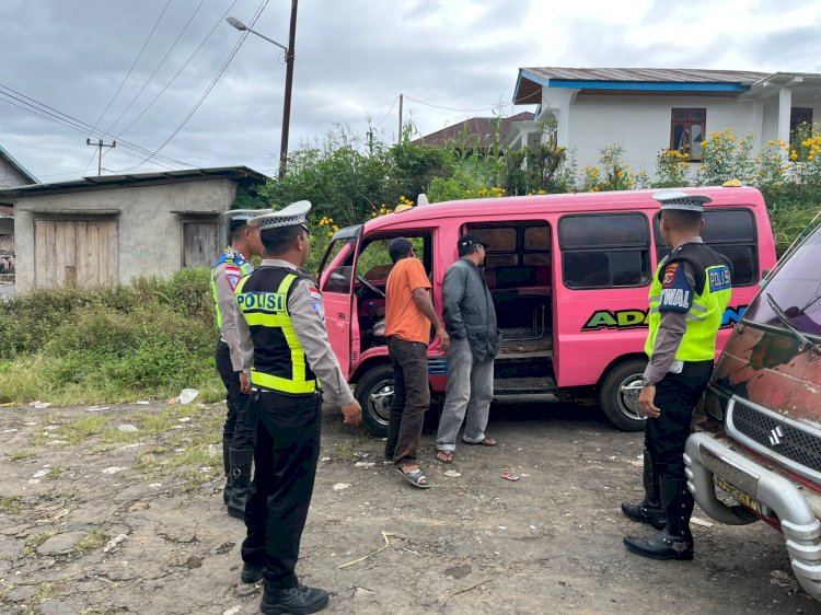 Sat Lantas Polres Manggarai Gelar Patroli KRYD, Pengaturan Lalu Lintas, dan Himbauan Kamseltibcarlantas di Kota Ruteng