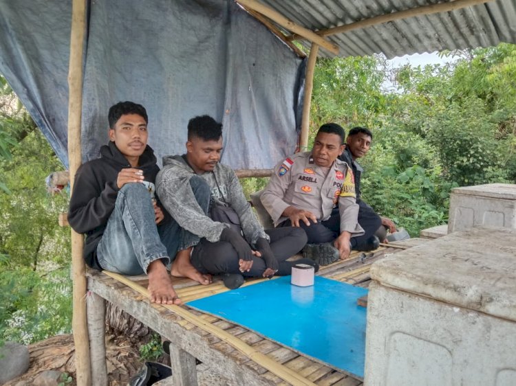 KEGIATAN BHABINKAMTIBMAS DESA CAMBIR LECA