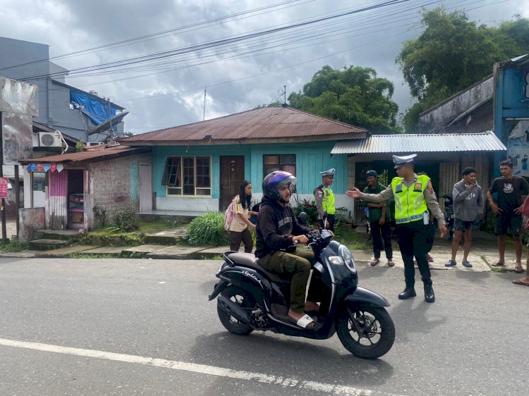 Sat Lantas Polres Manggarai Laksanakan Patroli KRYD dan Pam Turlalin di Kota Ruteng