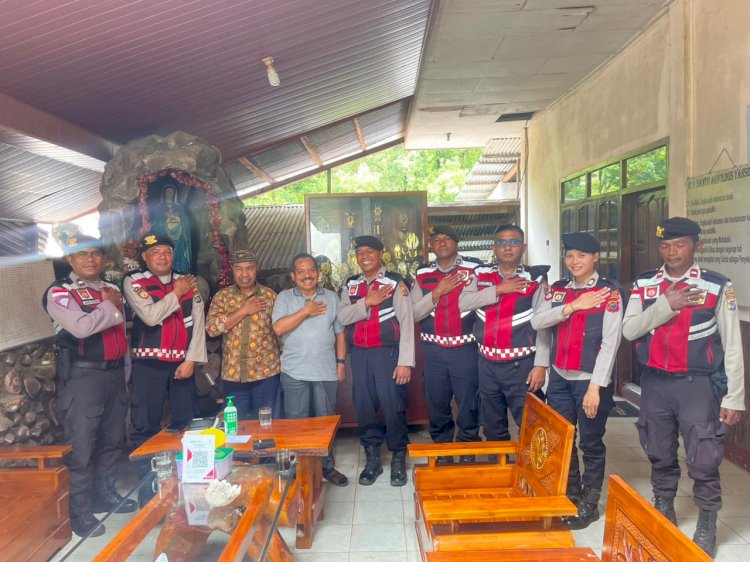 Sat Samapta Polres Manggarai Intensifkan Patroli Pengamanan Gereja Jelang Natal dan Tahun Baru 2026
