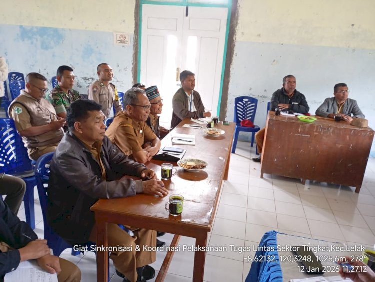 Bhabinkamtibmas Kecamatan Lelak Hadiri Rapat Sinkronisasi dan Koordinasi Lintas Sektor