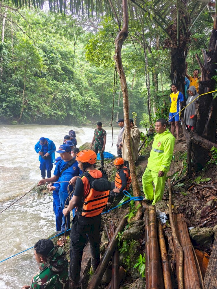 Pencarian Lanjutan Hari Keempat Korban Tenggelam di Air Terjun Tiwu Pai Terkendala Cuaca