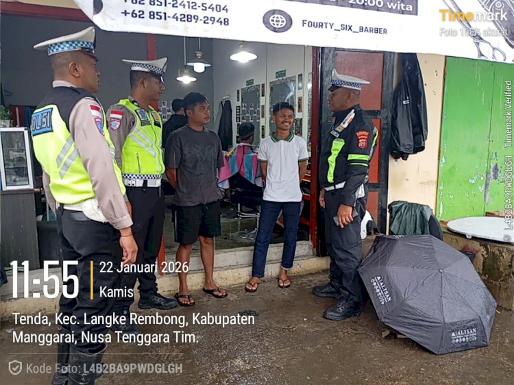 GIAT PATROLI KRYD, PAMTURLALIN, DAN HIMBAUAN KAMSELTIBCAR LANTAS DI KOTA RUTENG