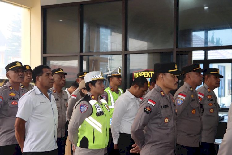 Apel Jam Pimpinan Polres Manggarai Tekankan Kedisiplinan, Etika, dan Kesiapsiagaan Personel