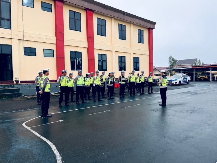 Satlantas Polres Manggarai Laksanakan Apel Pengaturan Lalu Lintas Pagi
