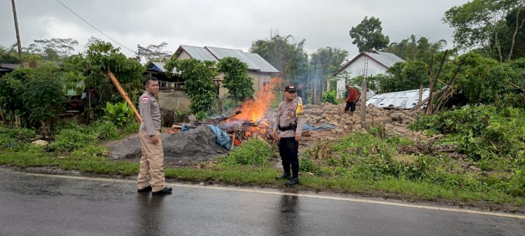 Bhabinkamtibmas Kecamatan Ruteng Lakukan Pengamanan Aksi Saling Klaim Tanah di Desa Rai