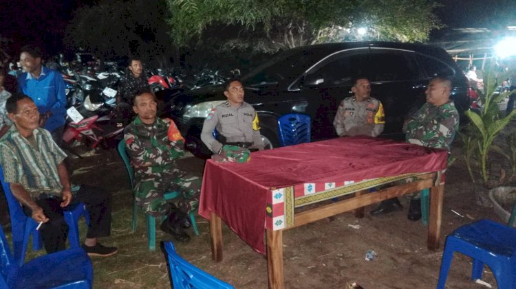 Bhabinkamtibmas Polsek Reo Amankan Resepsi Pernikahan di Desa Salama