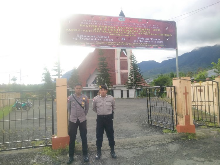 Anggota Polres Manggarai Laksanakan Pengamanan Ibadah Minggu di Wilayah Hukum Polres Manggarai