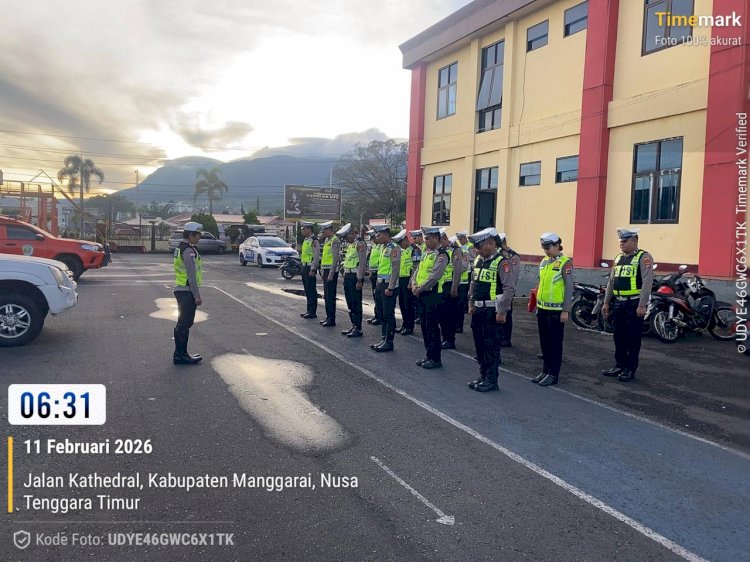 Kasat Lantas Polres Manggarai Polda NTT Pimpin Apel Pengaturan Pagi Sat Lantas