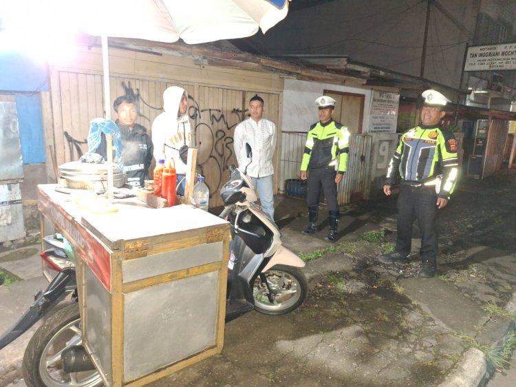 Polres Manggarai Gelar Patroli Malam Antisipasi Balap Liar dan Laka Lantas