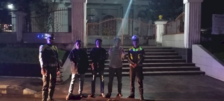 Polres Manggarai Tegaskan Komitmen Hadir untuk Masyarakat Melalui Patroli Malam Antisipasi Balap Liar dan Laka Lantas