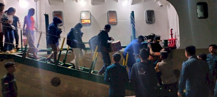 Polres Manggarai Polda NTT Tingkatkan Pengamanan Pasca Bulan Suci Ramadan, Pastikan Arus Penumpang Kapal Perintis di Pelabuhan Reo Kondusif