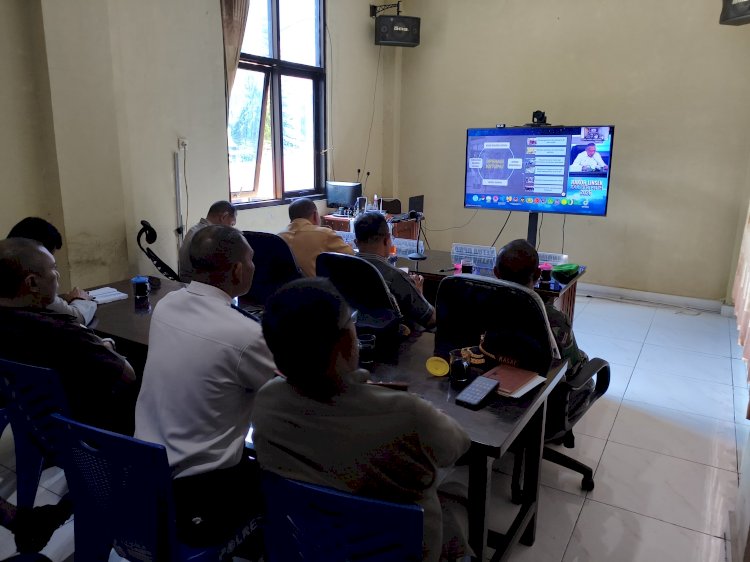 Polres Manggarai Bersama Forkopimda Ikuti Zoom Meeting Rakor Linsek Bid Ops Tingkat Menteri, Bahas Kesiapan Idul Fitri 1447 H “Mudik Aman Keluarga Bahagia”