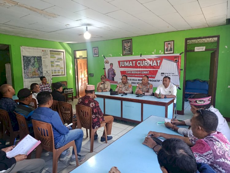 POLRES MANGGARAI GELAR KEGIATAN “JUMAT CURHAT” DI KELURAHAN MBAUMUKU