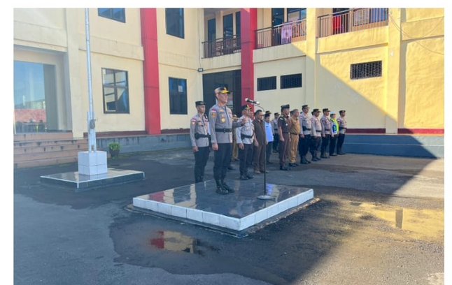 Kapolres Manggarai Pimpin Apel Gelar Pasukan Operasi “Semana Santa Turangga – 2026” untuk Pengamanan Hari Raya Paskah
