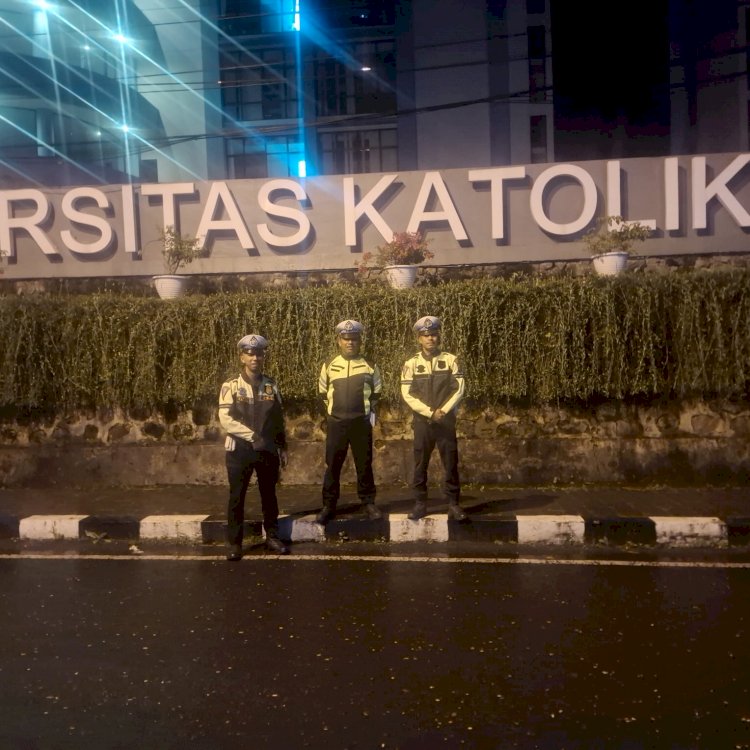 PATROLI MALAM POLRES MANGGARAI INTENSIFKAN PENGAWASAN, ANTISIPASI BALAP LIAR DAN TEKAN ANGKA LAKA LANTAS