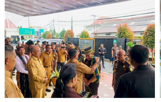 Wakapolres Manggarai Bersama Forkopimda Sambut Kunjungan Kerja Kajati NTT di Manggarai