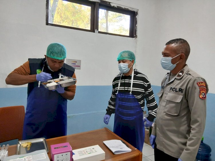POLRES MANGGARAI LAKSANAKAN PEMERIKSAAN KEAMANAN MAKANAN PROGRAM MBG DI SPPG YAYASAN KEMALA BHAYANGKARI