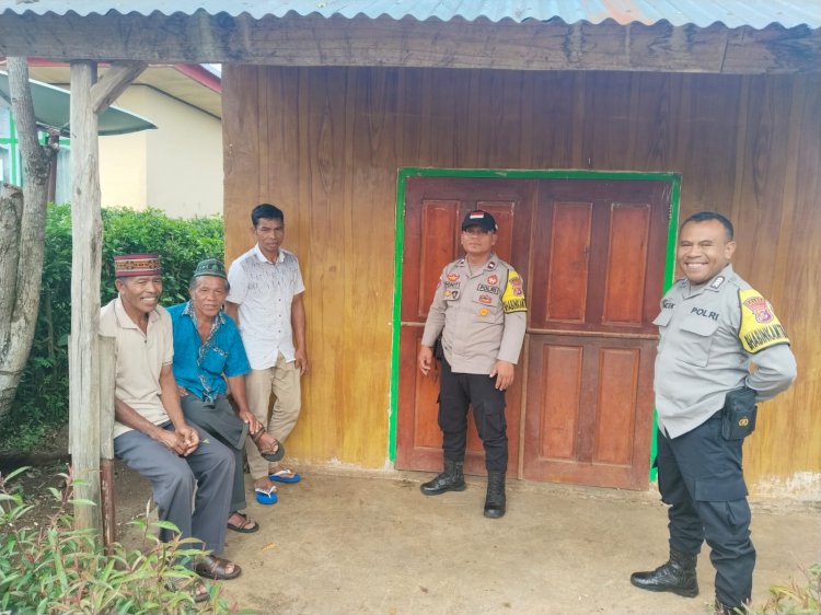 BHABINKAMTIBMAS KECAMATAN RUTENG GELAR PATROLI DIALOGIS DAN SAMBANG WARGA DI DESA PONG MURUNG