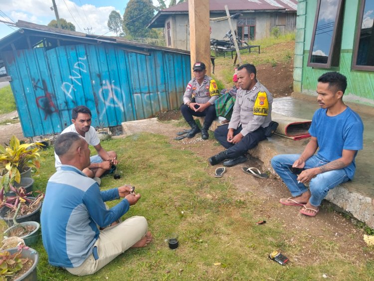 BHABINKAMTIBMAS POLRES MANGGARAI LAKSANAKAN PATROLI DAN SAMBANG DI DESA POCO LIKANG, PERKUAT KEMITRAAN DENGAN MASYARAKAT
