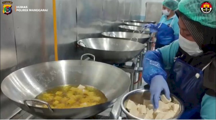 POLRES MANGGARAI BERKOMITMEN DUKUNG PENUH PROGRAM MAKAN BERGIZI GRATIS, SPPG LANGKE REMBONG PAU 3 YAYASAN KEMALA BHAYANGKARI RESMI BEROPERASI