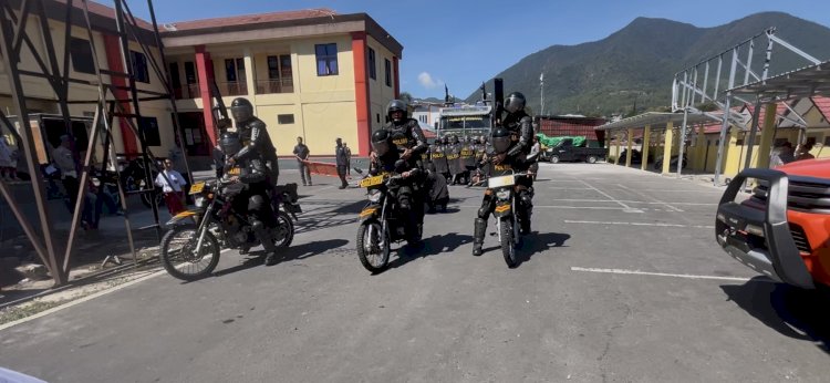 Polres Manggarai Gelar Simulasi Sispamkota, Tingkatkan Kesiapsiagaan Personel Hadapi Berbagai Potensi Gangguan Kamtibmas