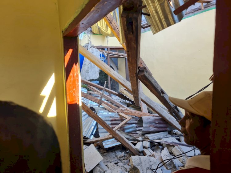 Polres Manggarai Laksanakan Patroli Pantau Dampak Gempa Bumi di Seputaran Kota Ruteng