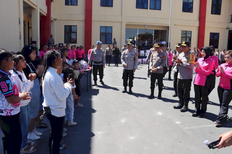 KAPOLRES MANGGARAI SAMBUT KUNJUNGAN KAPOLDA NTT, TINJAU LANGSUNG PERSONEL DAN FASILITAS TERDAMPAK GEMPA