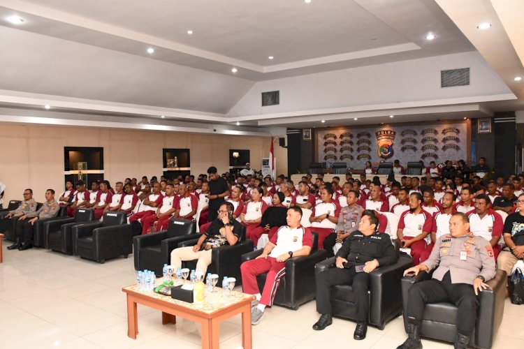 Wujudkan SDM Unggul, Kapolda NTT Inisiasi Terapi Pemulihan Kesehatan Bagi Personel Polda NTT