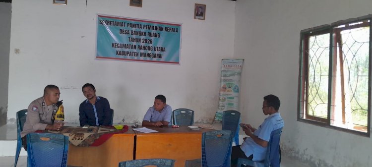 Bhabinkamtibmas Desa Buar Koordinasikan Kamtibmas Bersama Panitia Pilkades Desa Bangka Ruang