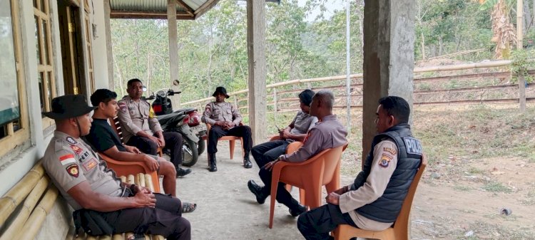 JELANG PILKADES 2026, KAPOLSEK CIBAL BERSAMA PERSONEL SAMBANG TIGA DESA, PASTIKAN SITUASI KAMTIBMAS TETAP KONDUSIF