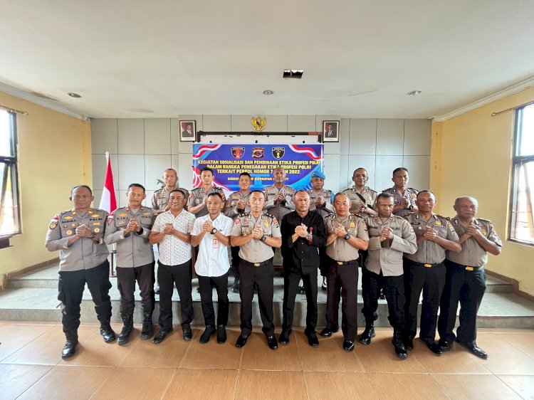 Subbidwabprof Bidpropam Polda NTT Gelar Sosialisasi dan Pembinaan Etika Profesi Polri kepada Personel Polres Manggarai
