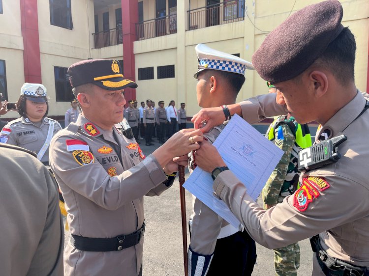 POLRES MANGGARAI GELAR APEL PASUKAN OPERASI PATUH TURANGGA 2026, WUJUDKAN LALU LINTAS YANG TERTIB, AMAN DAN BERKESELAMATAN