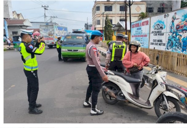 KEDEPANKAN PENDEKATAN PERSUASIF, EDUKATIF, DAN HUMANIS, POLRES MANGGARAI GELAR OPERASI PATUH TURANGGA 2026