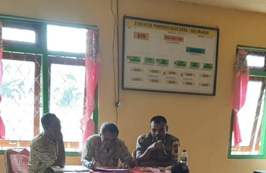Imbauan Bhabinkamtibmas Desa Sambi saat menghadiri Musrenbangdes